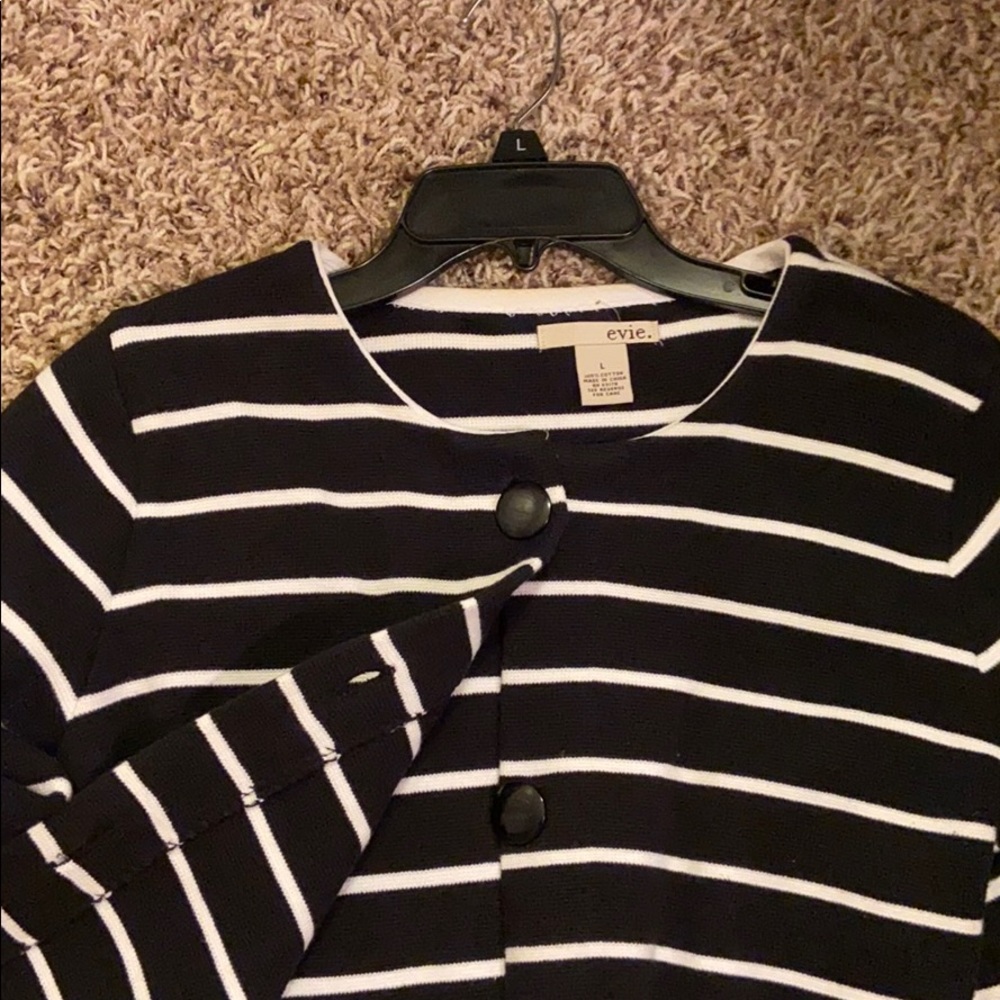 Small Overcoat - Picture 2 of 2
